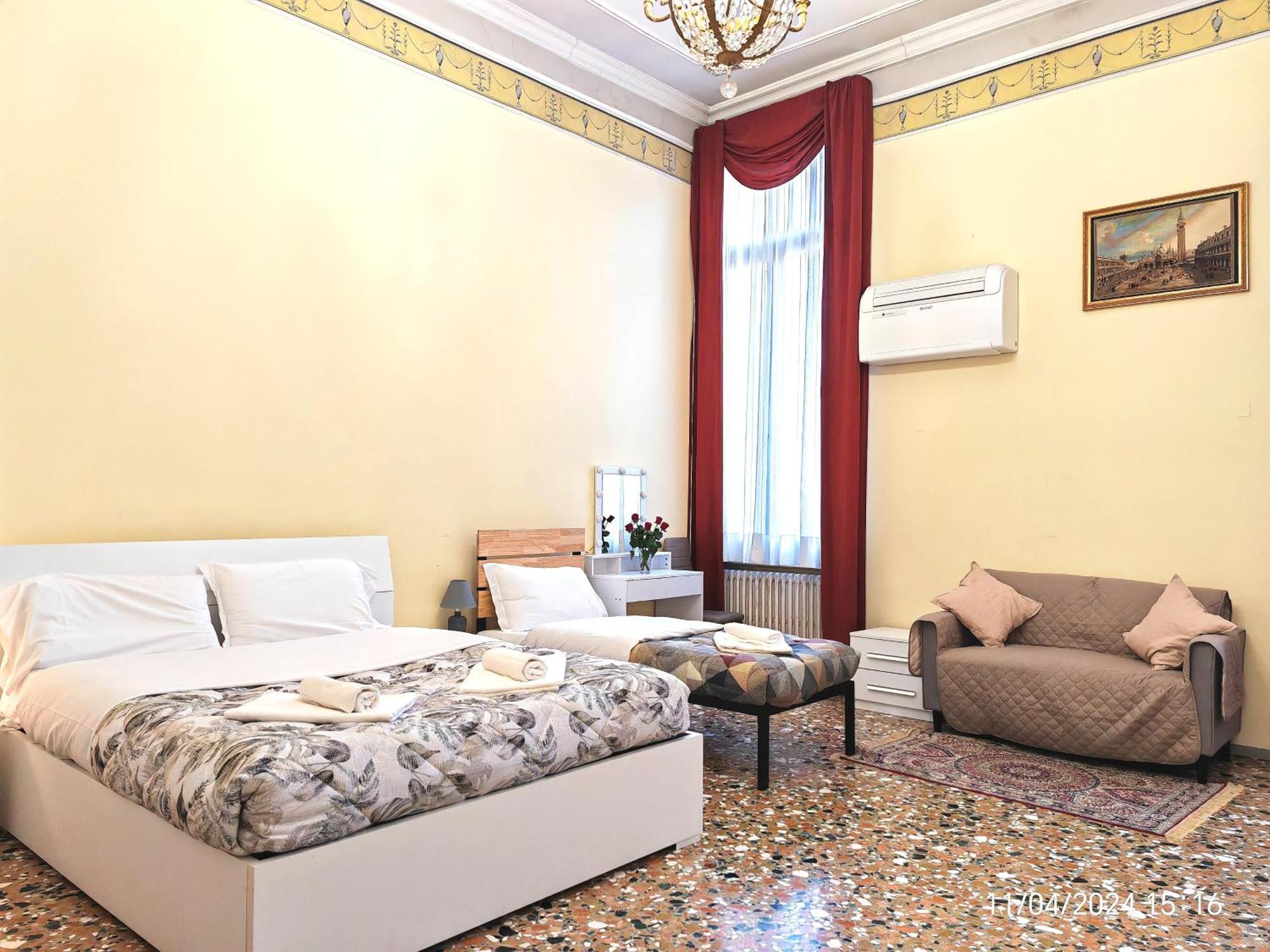 Venice Tourist House Buitenkant foto